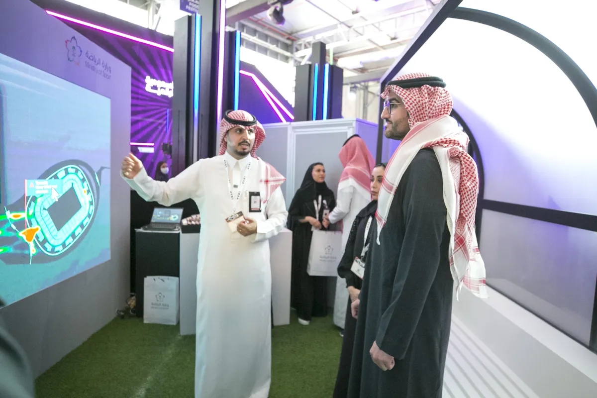زيارة نائب وزير الرياضة السعودي لمعرض السعودية الرقمية - الصورة من حساب وزارة الرياضة