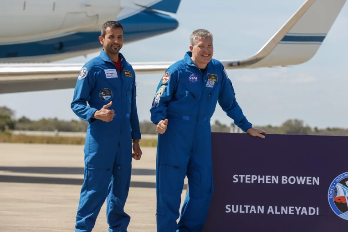 بدعم من الشيخ محمد بن زايد.. الرائد سلطان النيادي يستعد لأطول مهمة فضائية في تاريخ العرب غدا - الصورة من وام
