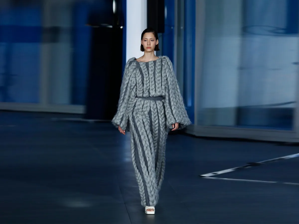 فستان صوف طويل من إسني ESNE