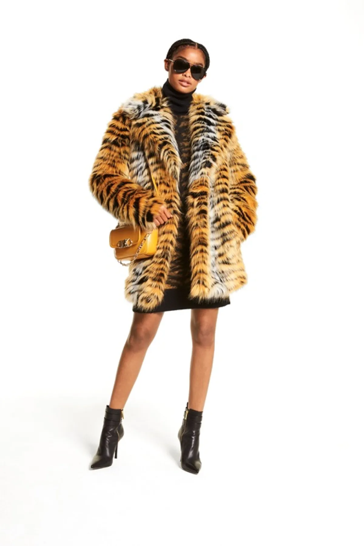 تنسيق المعطف الفرو من مايكل مايكل كورس Michael Michael Kors