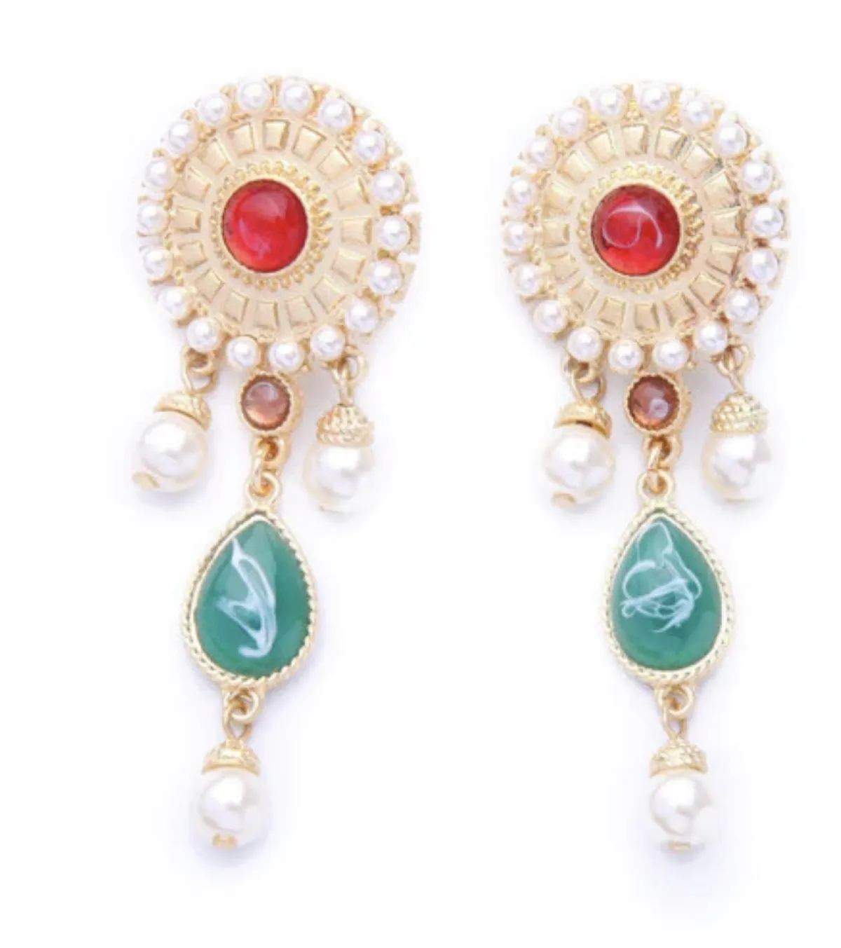 اقراط فريدة من intuitive