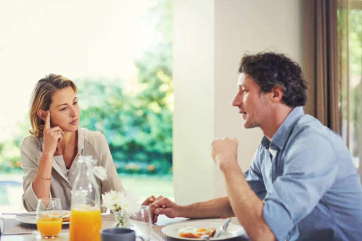 كيفية التعامل مع الزوج الكذاب
