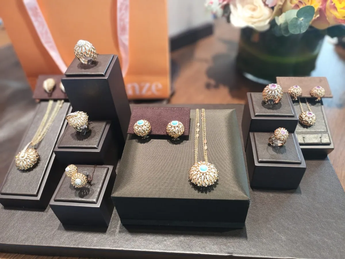 TWIST COLLECTION قطع متنوعة