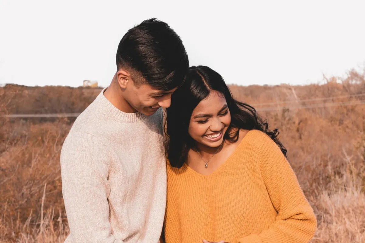 خطيبان في نزهة 