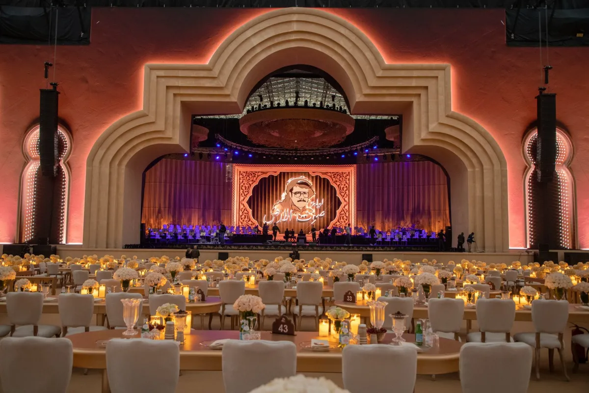 مسرح محمد عبده - الصورة من حساب روتانا لايف على تويتر