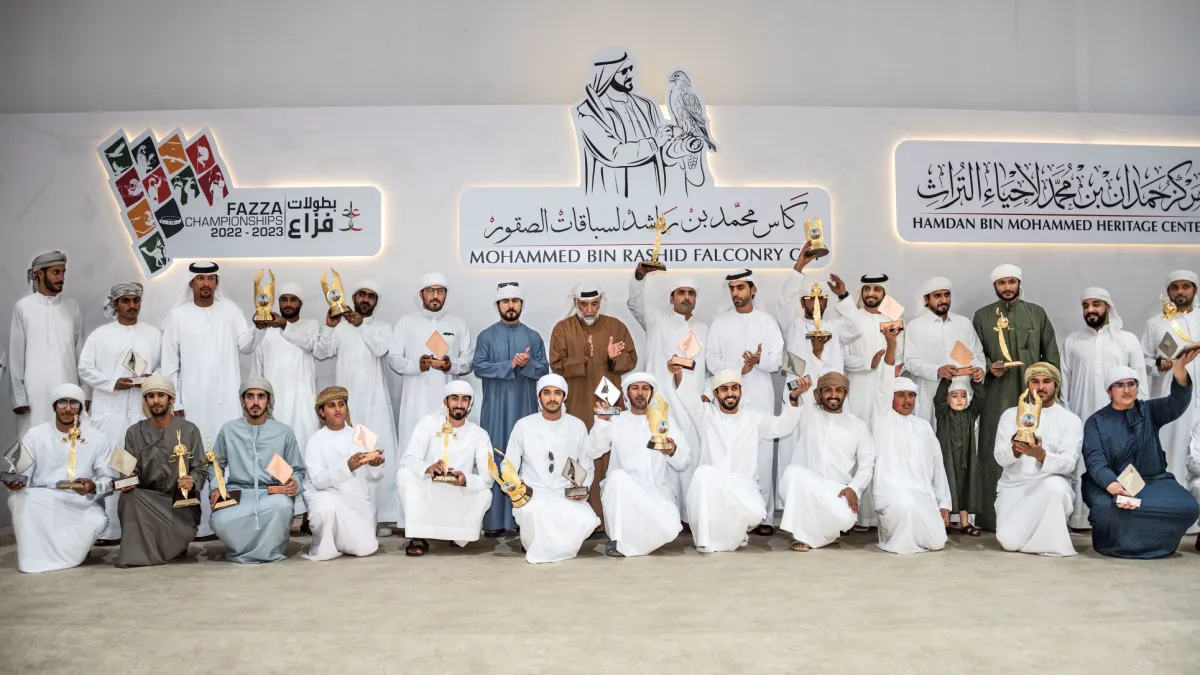 تتويج الفائزين- الصورة من مركز حمدان بن محمد لإحياء التراث 