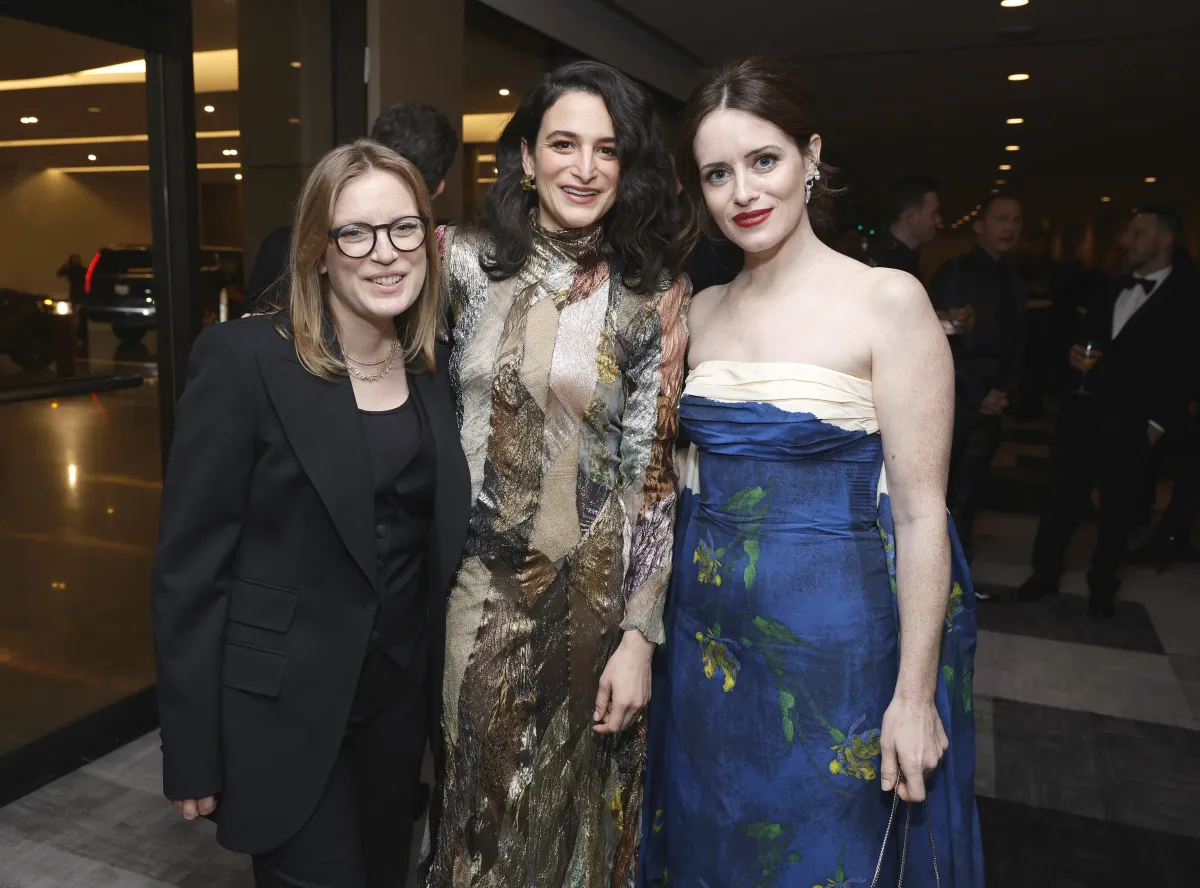 (L-R) Sarah Polley, Jenny Slate, and Claire Foy at Fairmont Century Plaza on January 15, 2023 in Los Angeles, California. Emma McIntyre/Getty Images for Critics Choice Association/AFP Emma McIntyre / GETTY IMAGES NORTH AMERICA / Getty Images via AFP