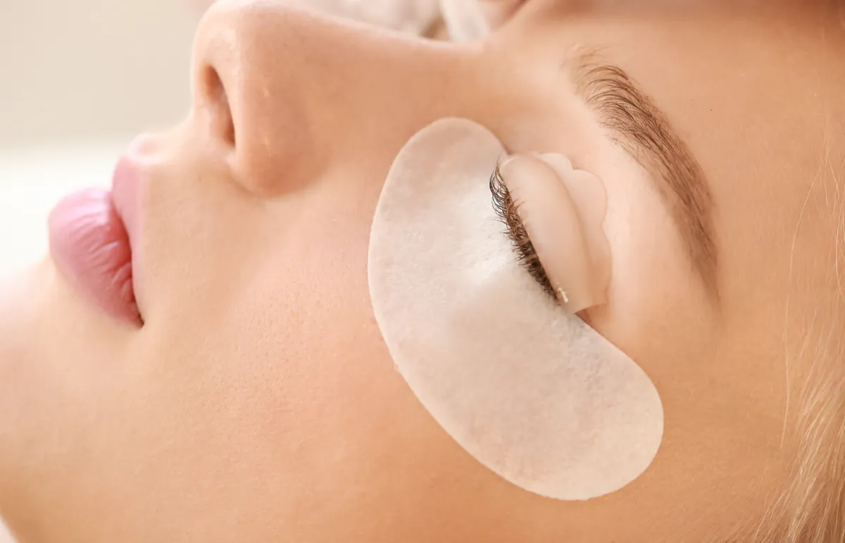 كيف أصنع قناع العين للنوم؟