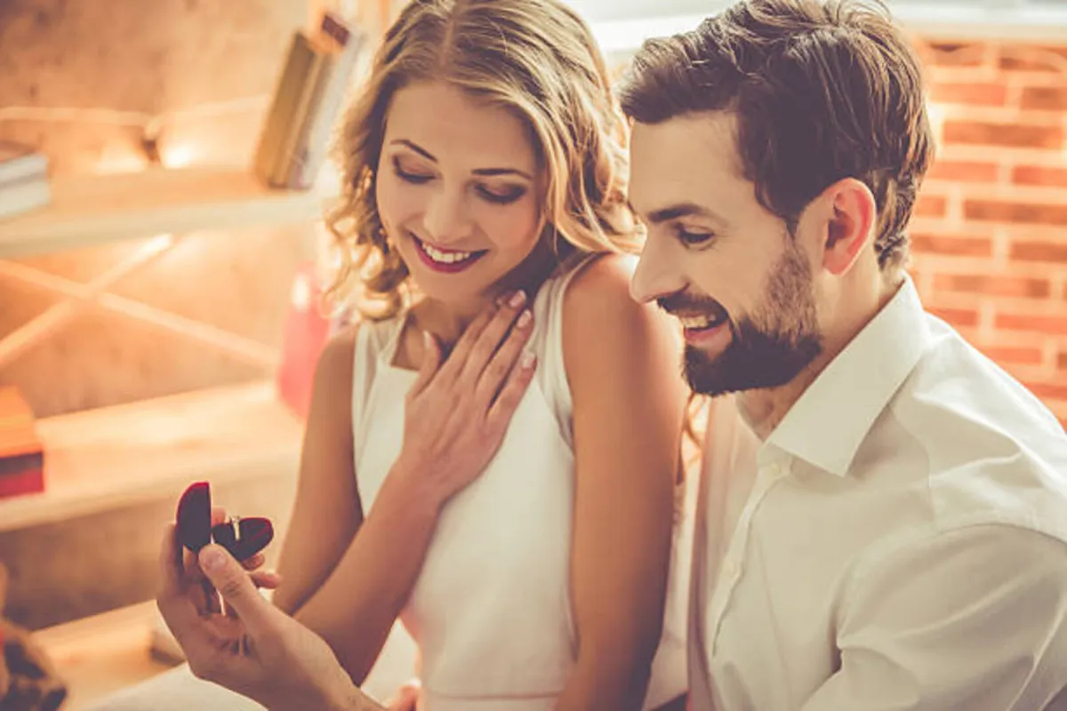 هل اختلفت هدية يوم الحب بعد الزواج وكيف ذلك؟