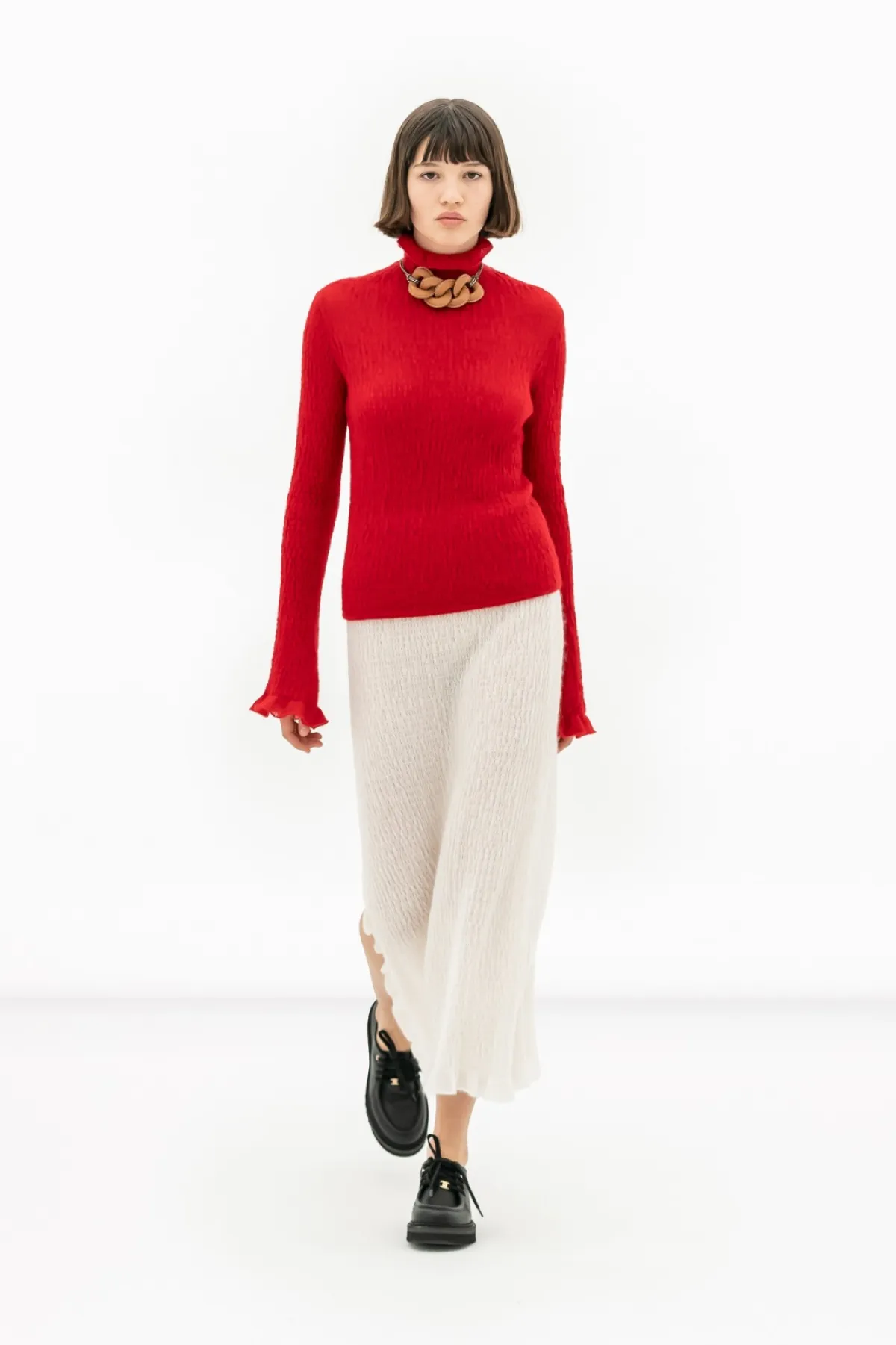 بلوفر باللون الأحمر من  فيراغامو Ferragamo