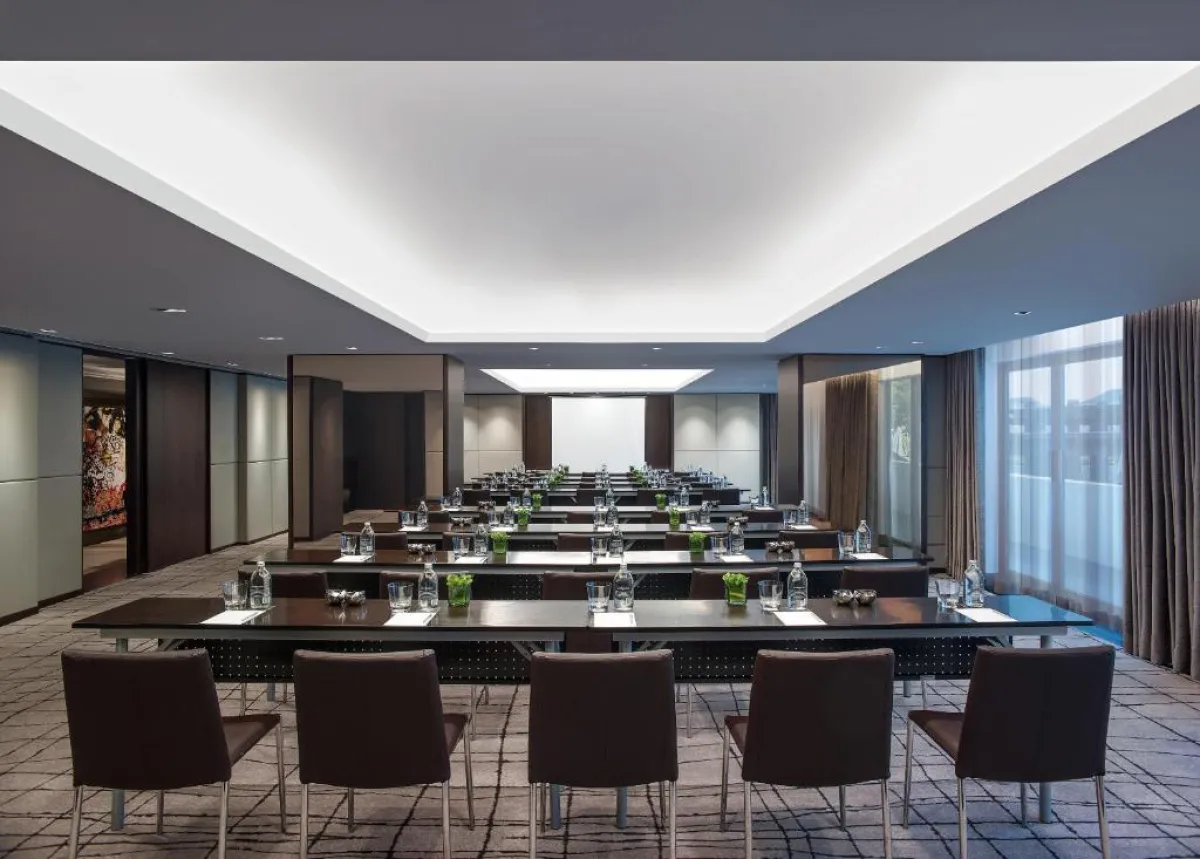 قاعة المؤتمؤات في فندق نيو وورلد ماكاتي