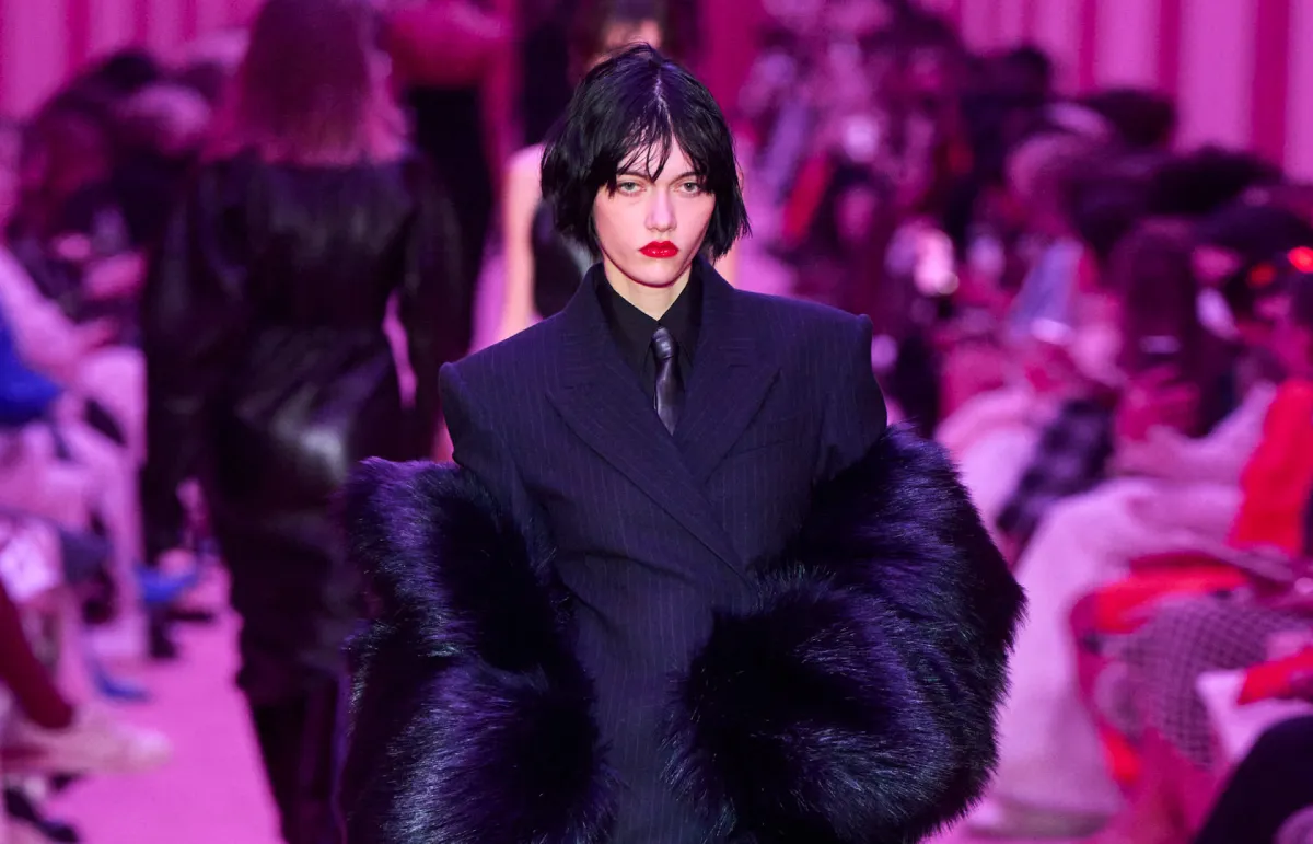 قواعد جديدة للفرو New Rules of Fur