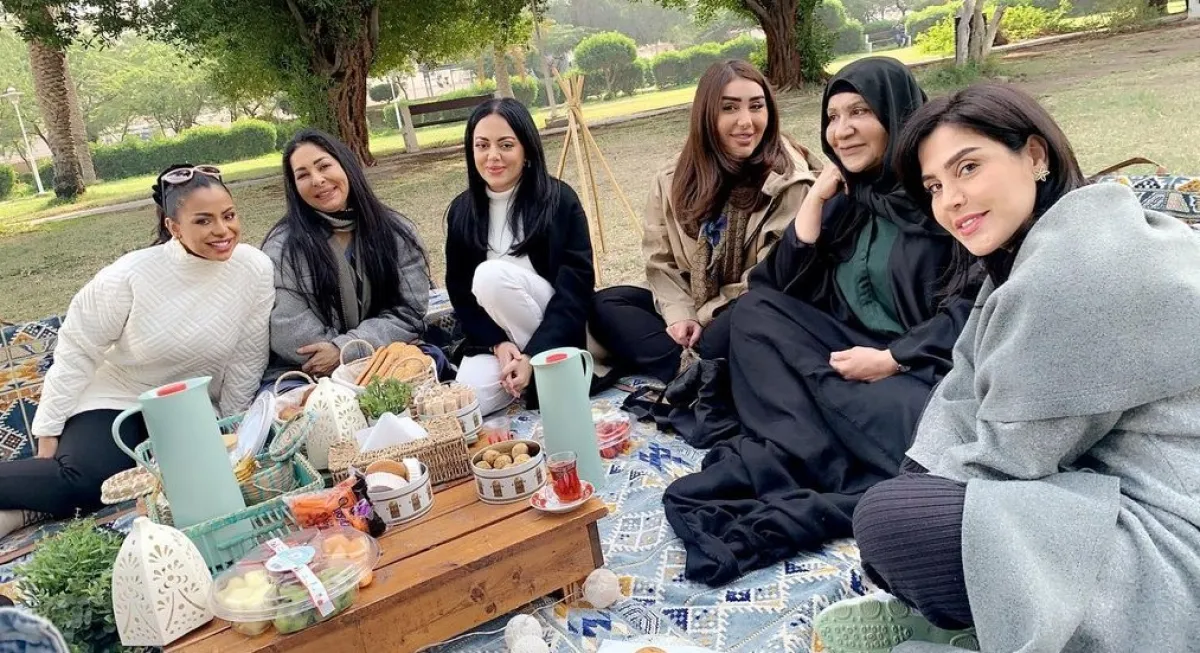 كواليس مسلسل مجاريح - صورة من صفحة الفنانة شوق موسوي