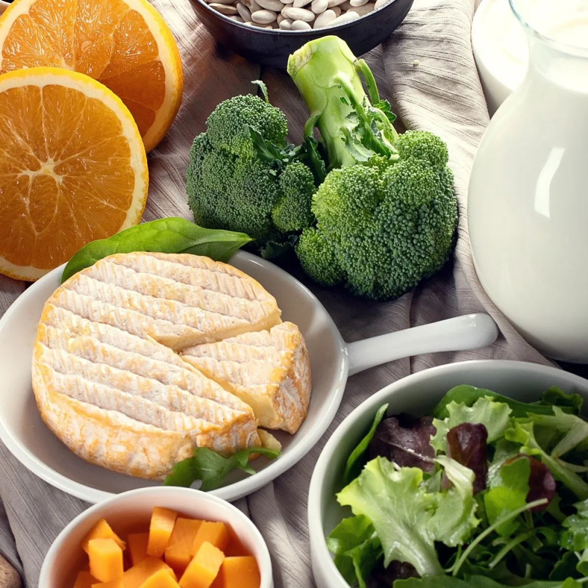 صورة لبعض الأطعمة الغنية بالكالسيوم