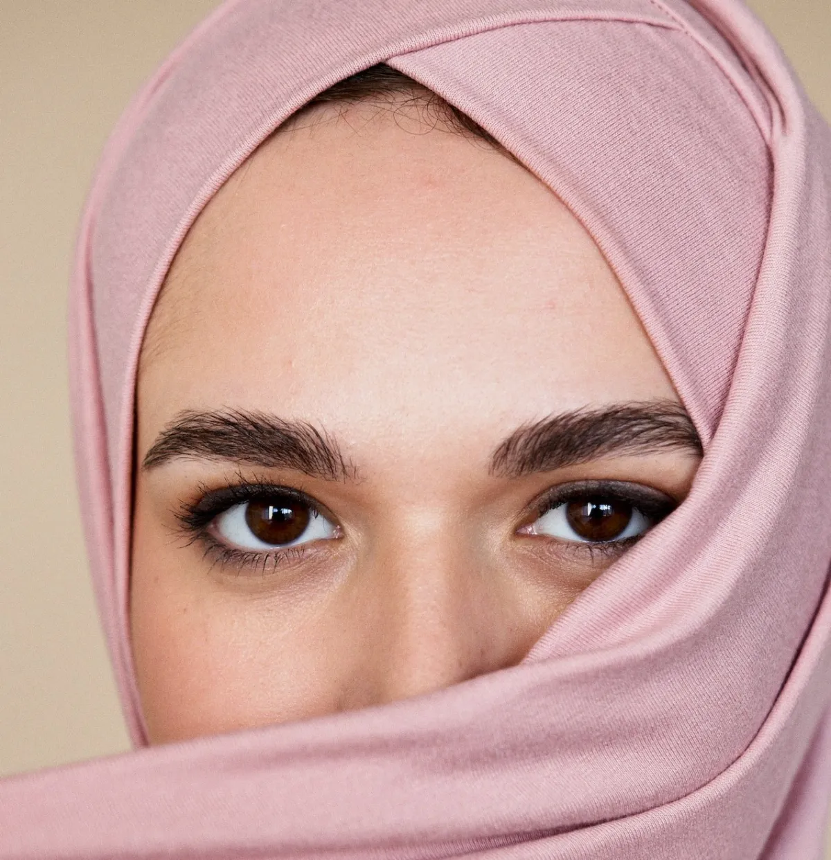 صورة لعينين