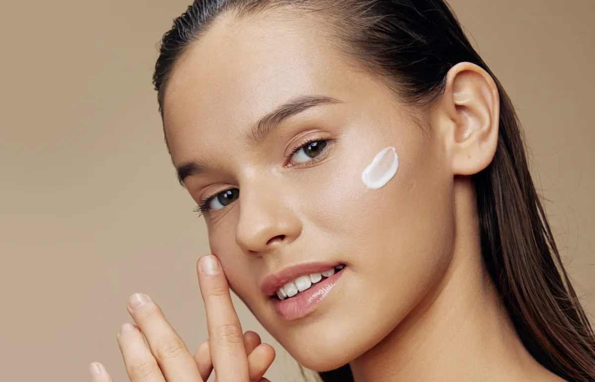 أحماض ألفا هيدروكسي وبيتا هيدروكسي والفرق بينهما AHA & BHA