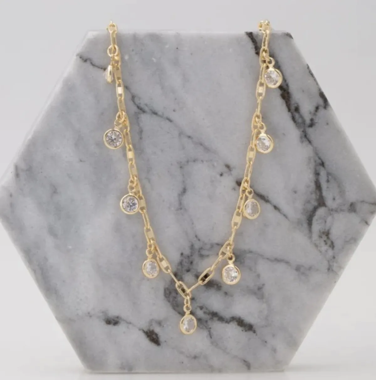 قلادة برازيلية من Brazilian leaves