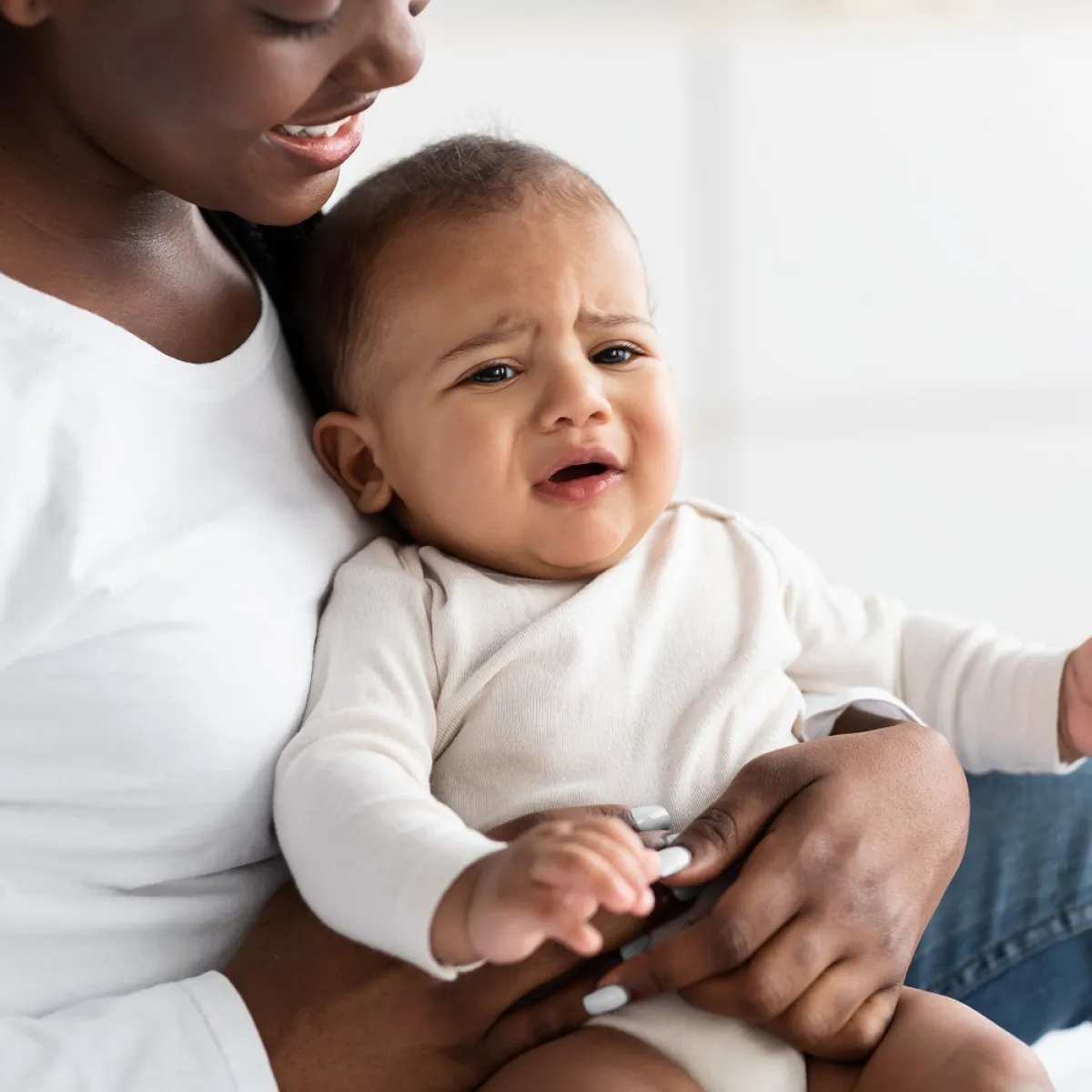 صورة لطفل يبكي