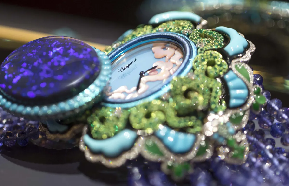 ساعات سرية آسرة Can You Keep a Secret