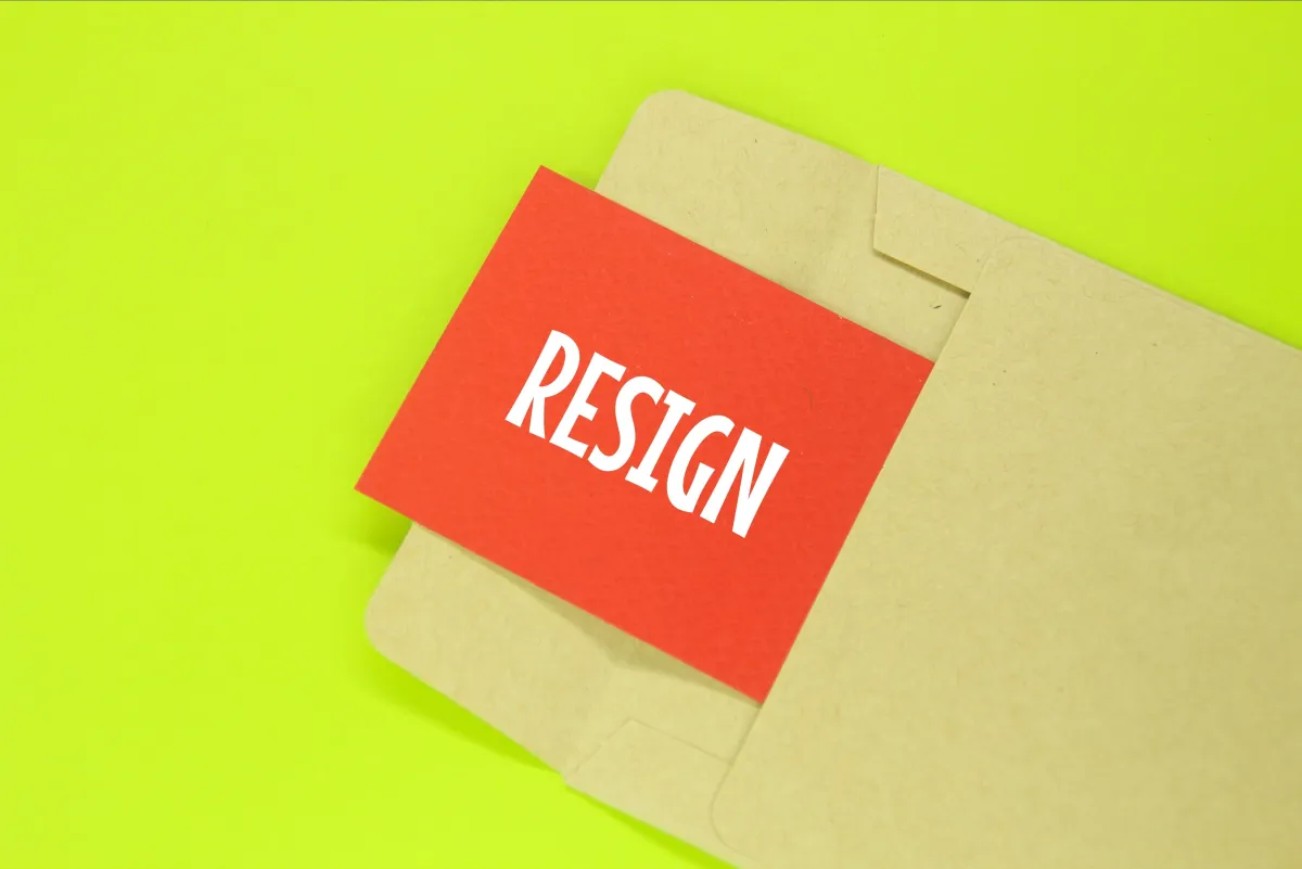 المذكرة التبليغ عن الاستقالة