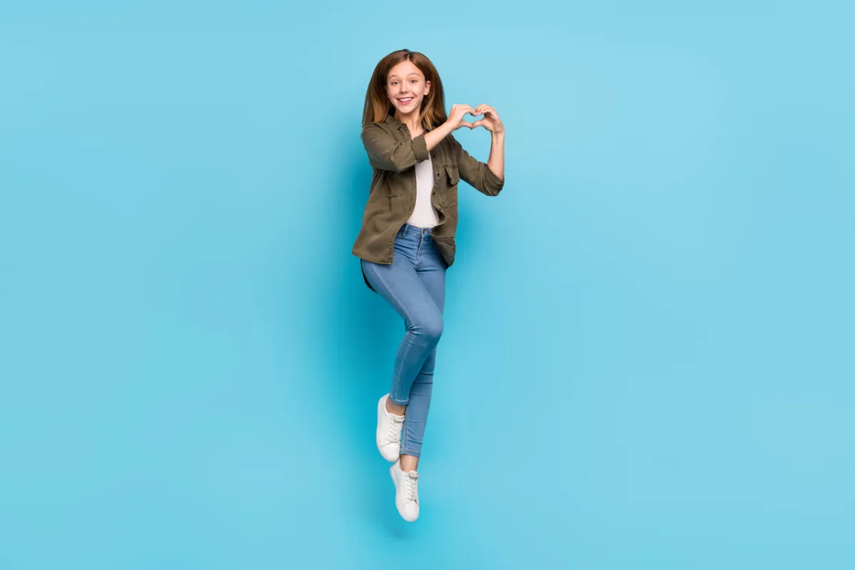 صورة لفتاة مفتونة