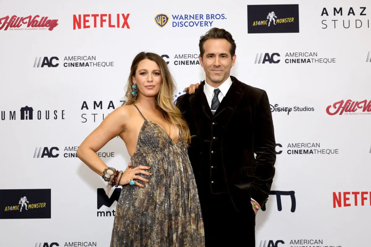 Blake Lively and Honoree Ryan Reynolds attend the 36th Annual American Cinematheque Awards at The Beverly Hilton on November 17, 2022 in Beverly Hills, California. Emma McIntyre/Getty Images for American Cinematheque/AFP