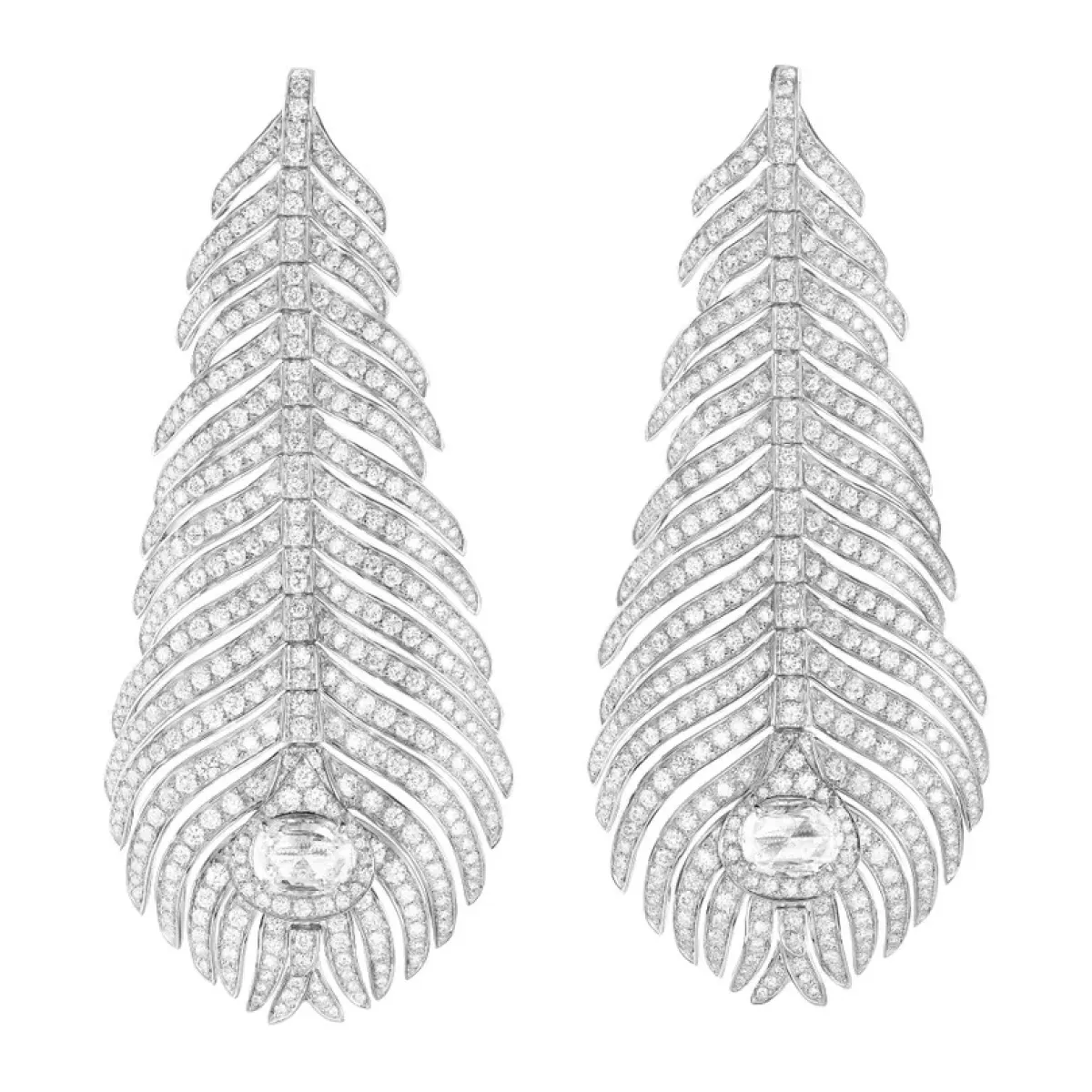أقراط Plume de Paon من بوشرون Boucheron