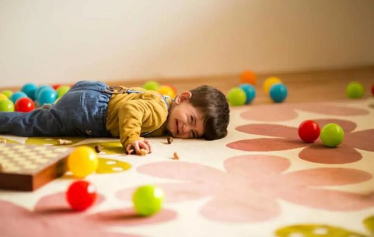 صورة لطفل يمر بنوبة غضب