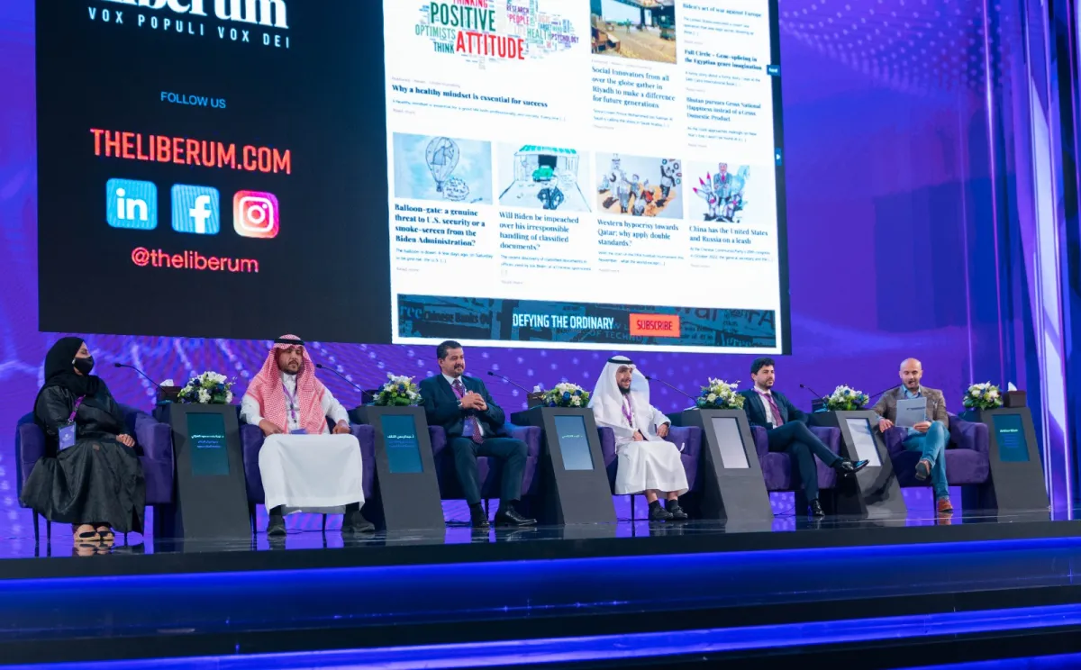 من الجلسات الحوارية للمنتدى 