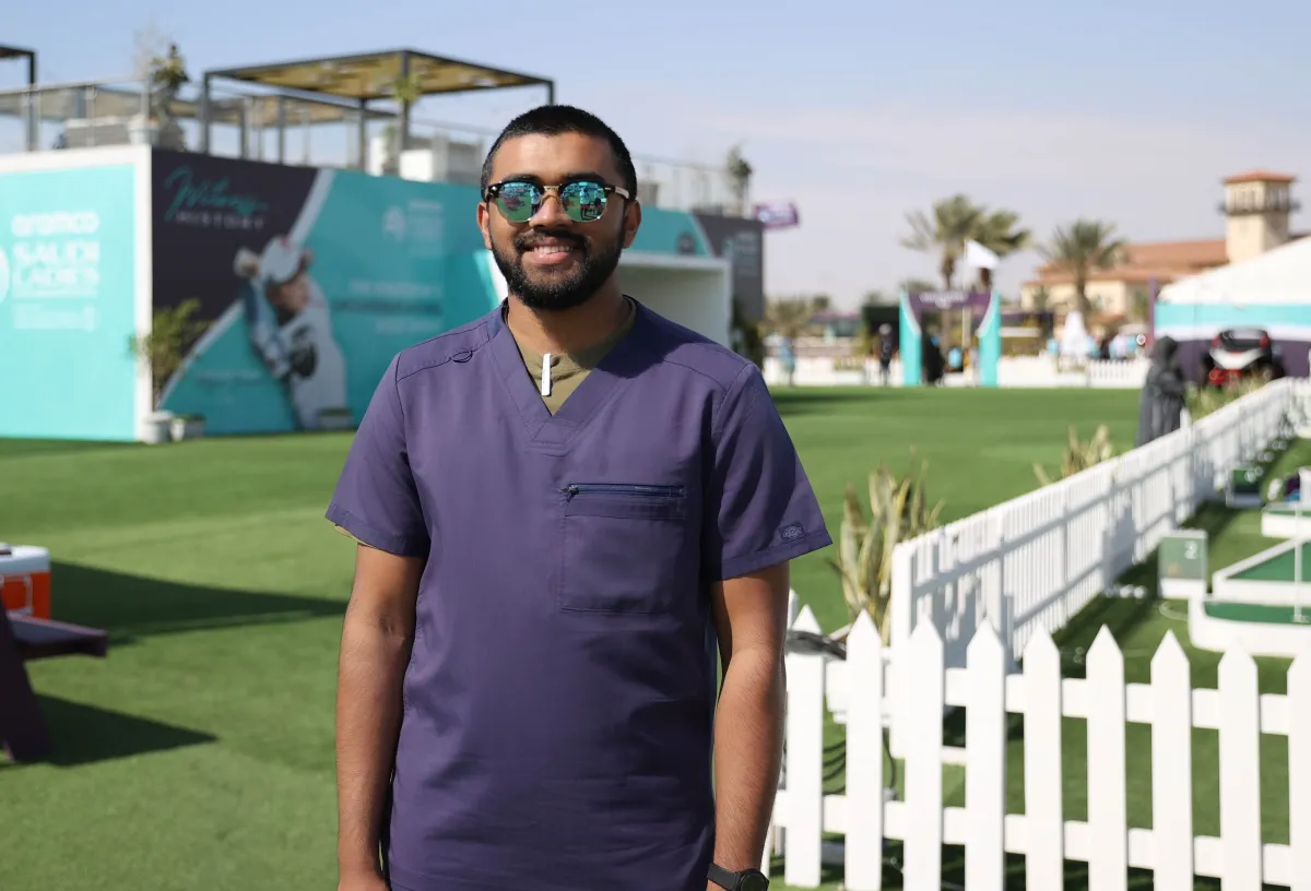 تظهر الصورة شخصية ياسر جعفر