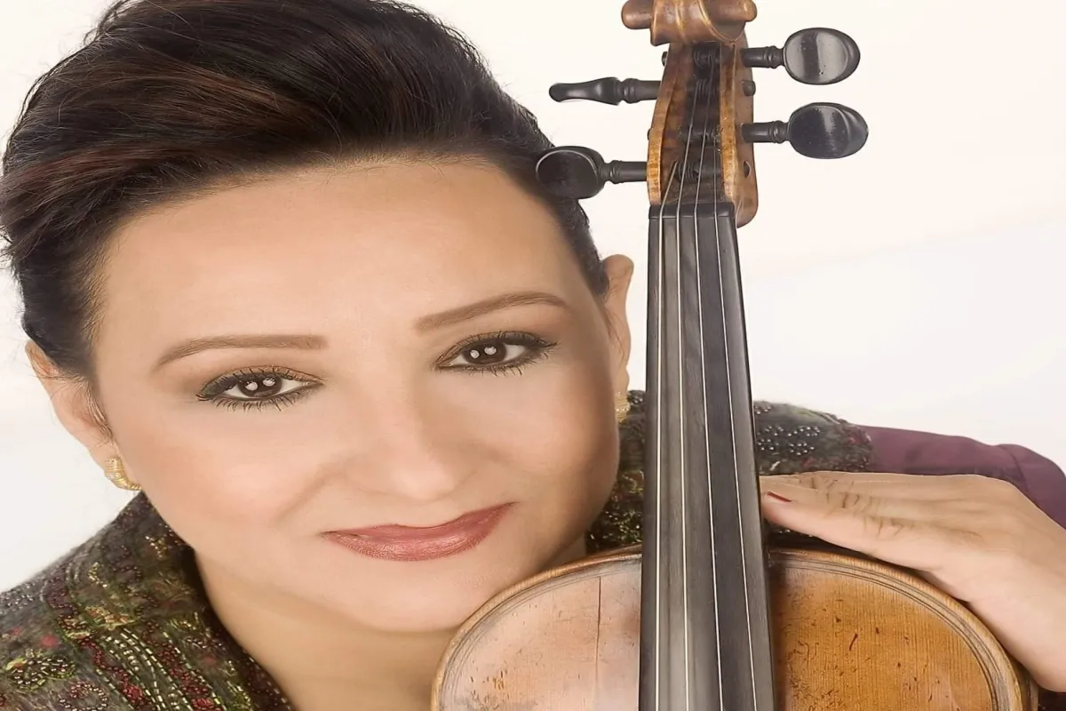 الفنانة أمينة الصرارفي- الصورة من حسابها على الفيسبوك