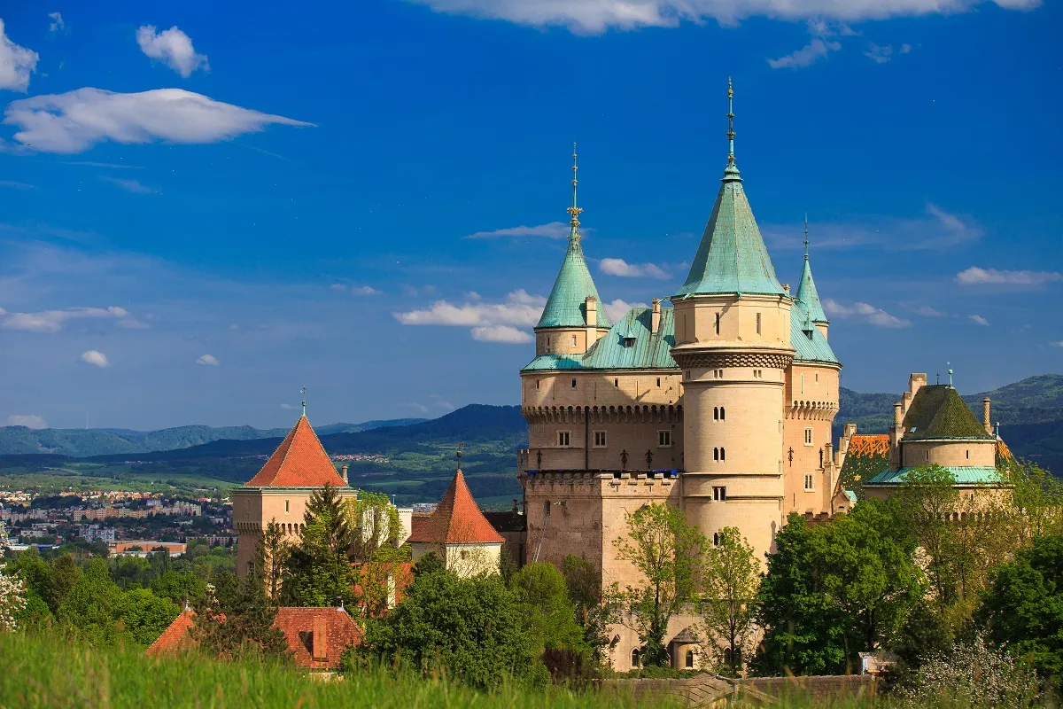 قلعة بوجنيتسي