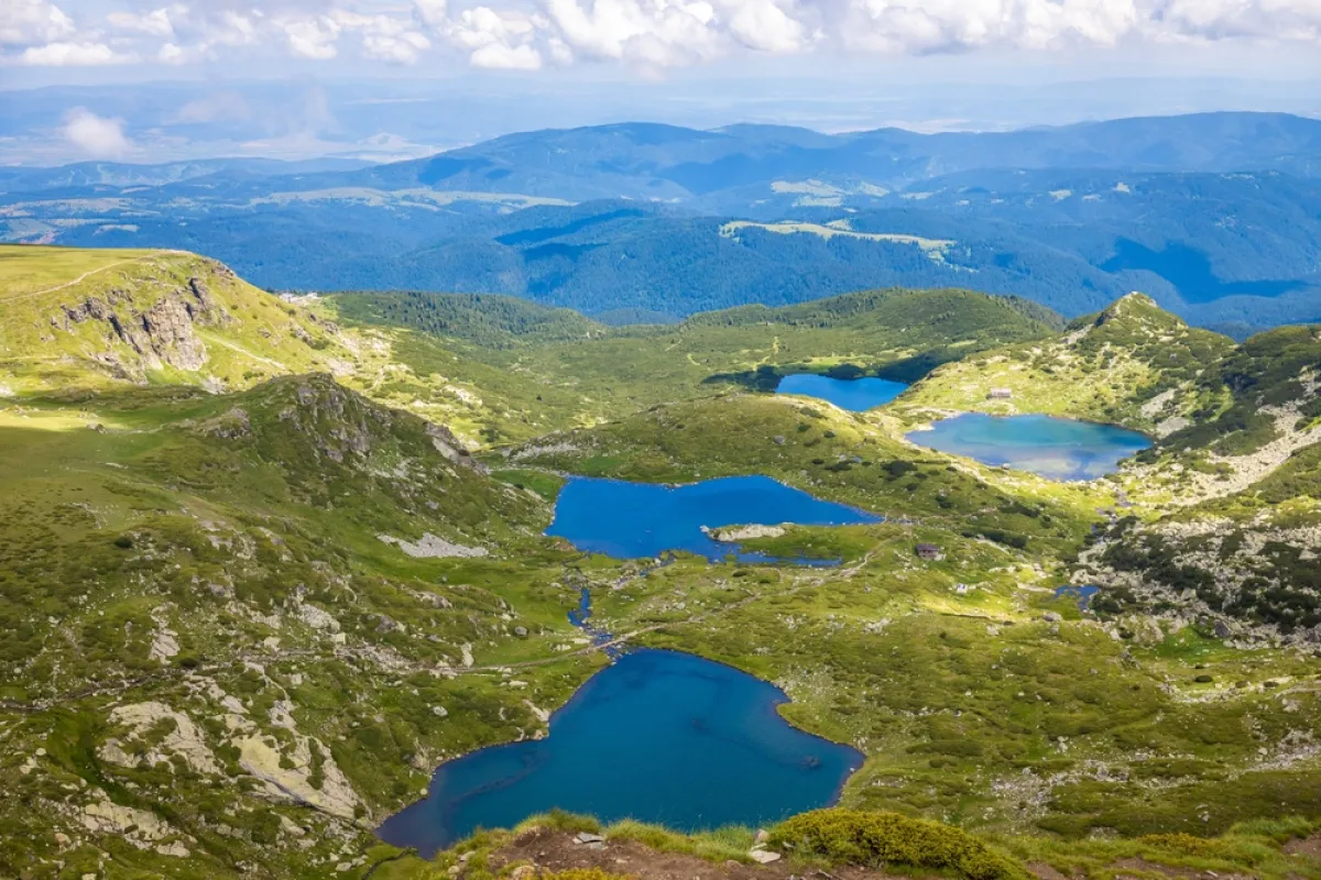 بحيرات ريلا السبع