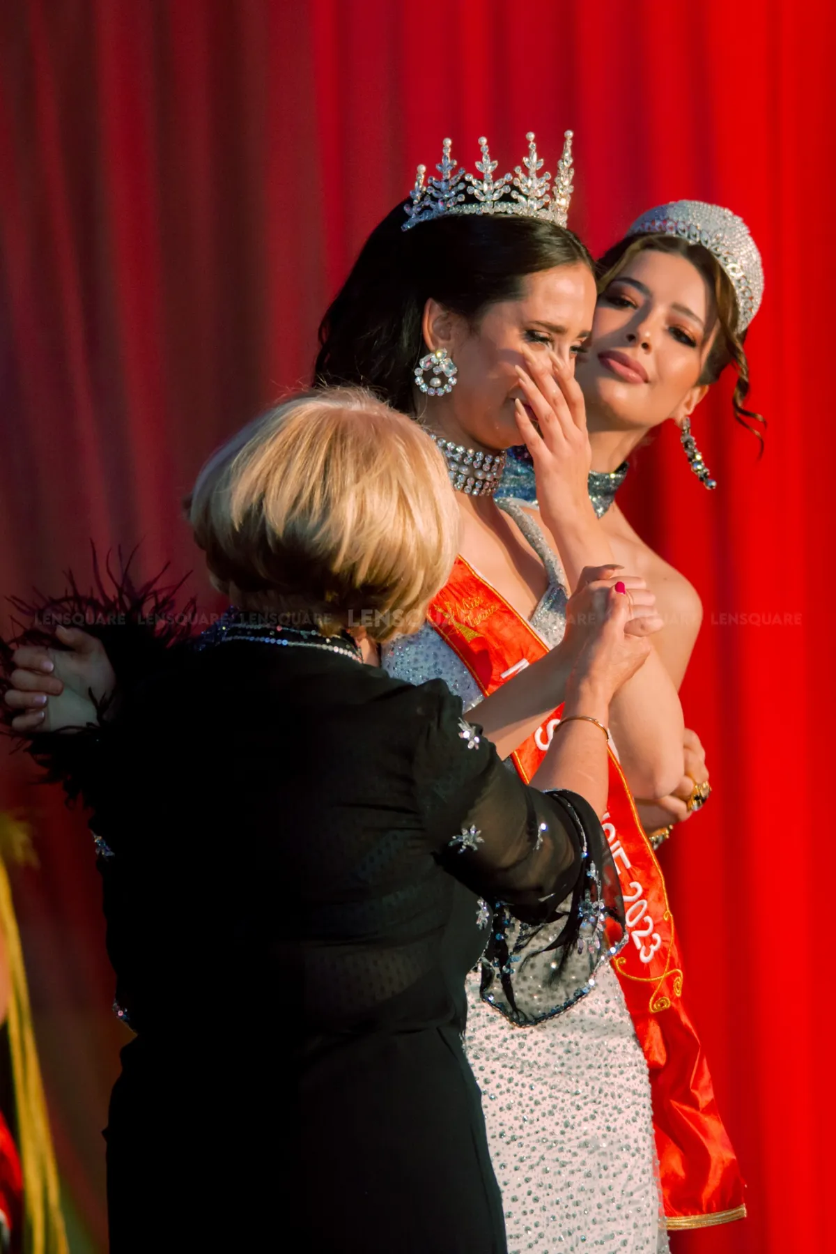 دموع الفرح عند اعلان فوزاميرة بلقب ملكة جمال تونس2023.الصورة من موقع ملكة جمال تونس على الفيسبوك