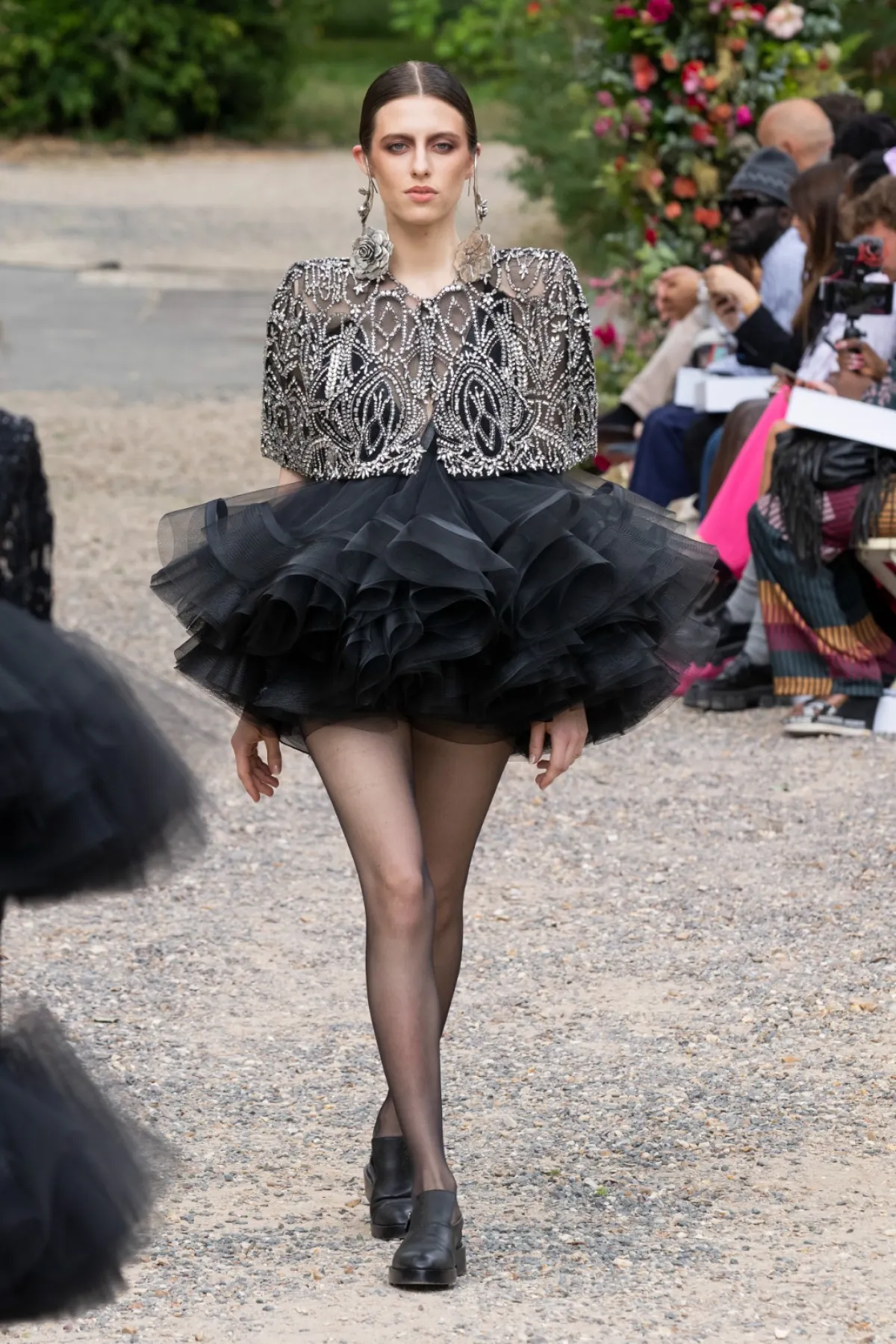 فستان بطبقات كشكش من جوانا مارتن Juana Martín