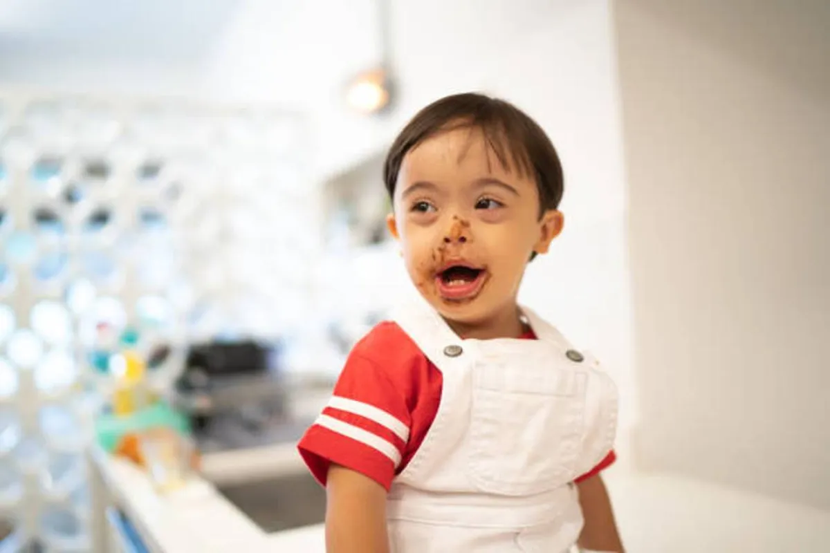 صورة لطفل منغولي