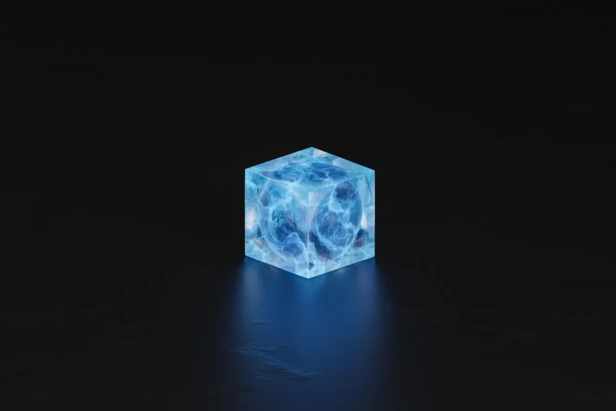 مكعبات الثلج لتبريد بقع الشمع