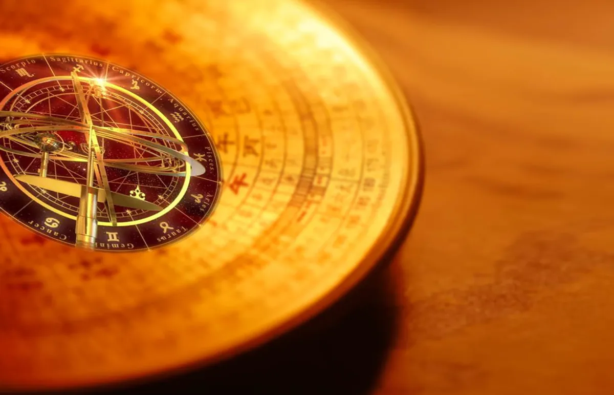 صفات الأبراج النارية