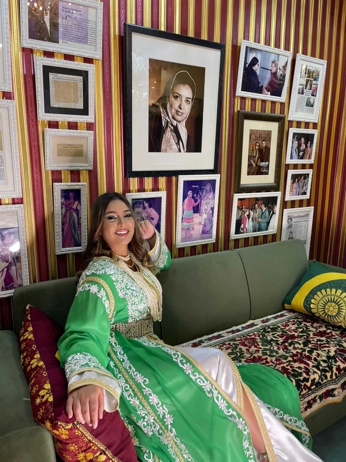 أزياء من تصميم المصممة إحسان غيلان