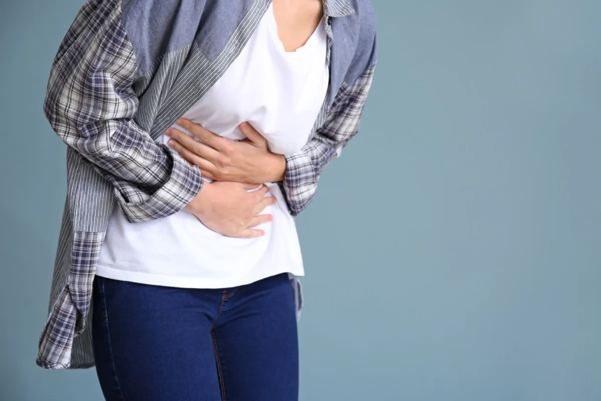 صورة لآلام تكيس المبايض