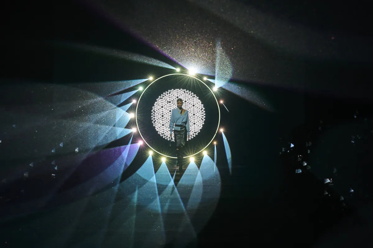 عرض دار فندي 