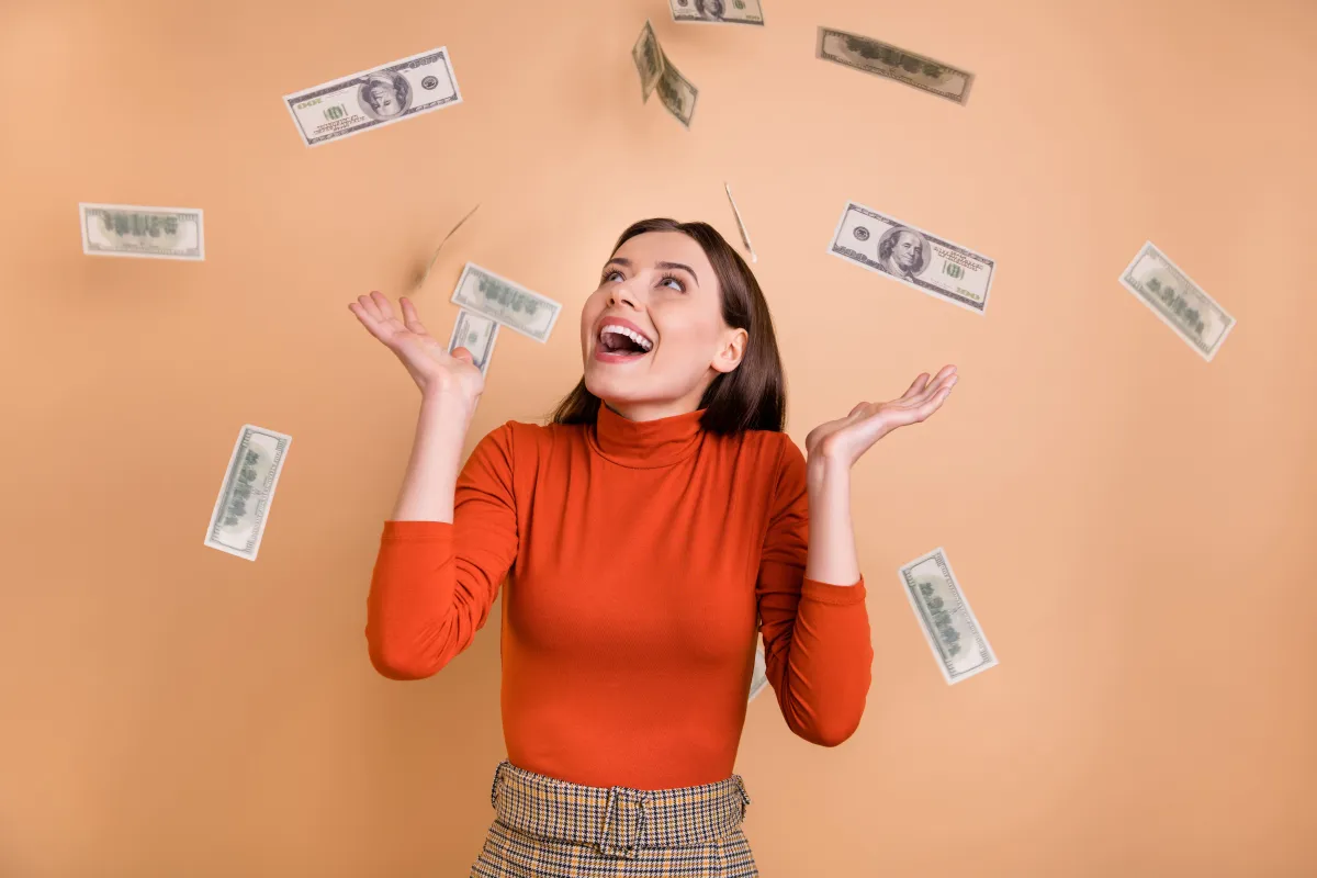 العمل الحر يضمن تحصيل دخل مرتفع