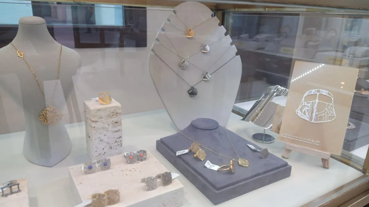 مصممين قطريين في معرض الدوحة للمجوهرات والساعات 2023