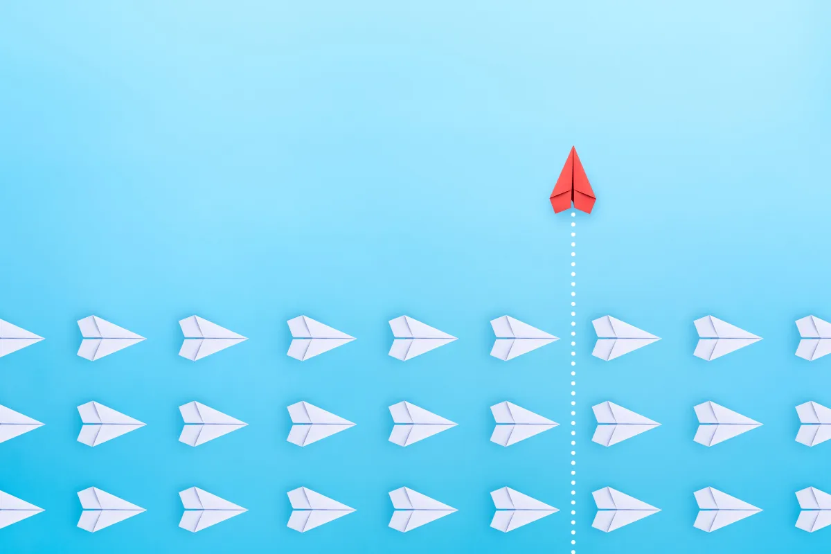 مدير الأعمال هو بمثابة الموجه والمشرف على العمليات التجارية