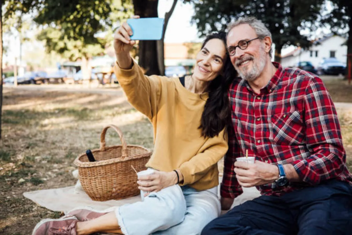 كيف تعيش حياة زوجية سعيدة؟