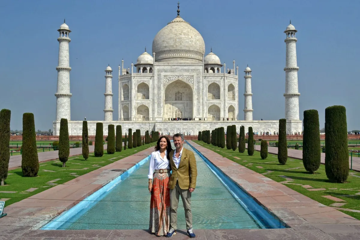 Crown Prince Frederik and Crown Princess Mary in front of the Taj Mahal in Agra on February 26, 2023. AFP