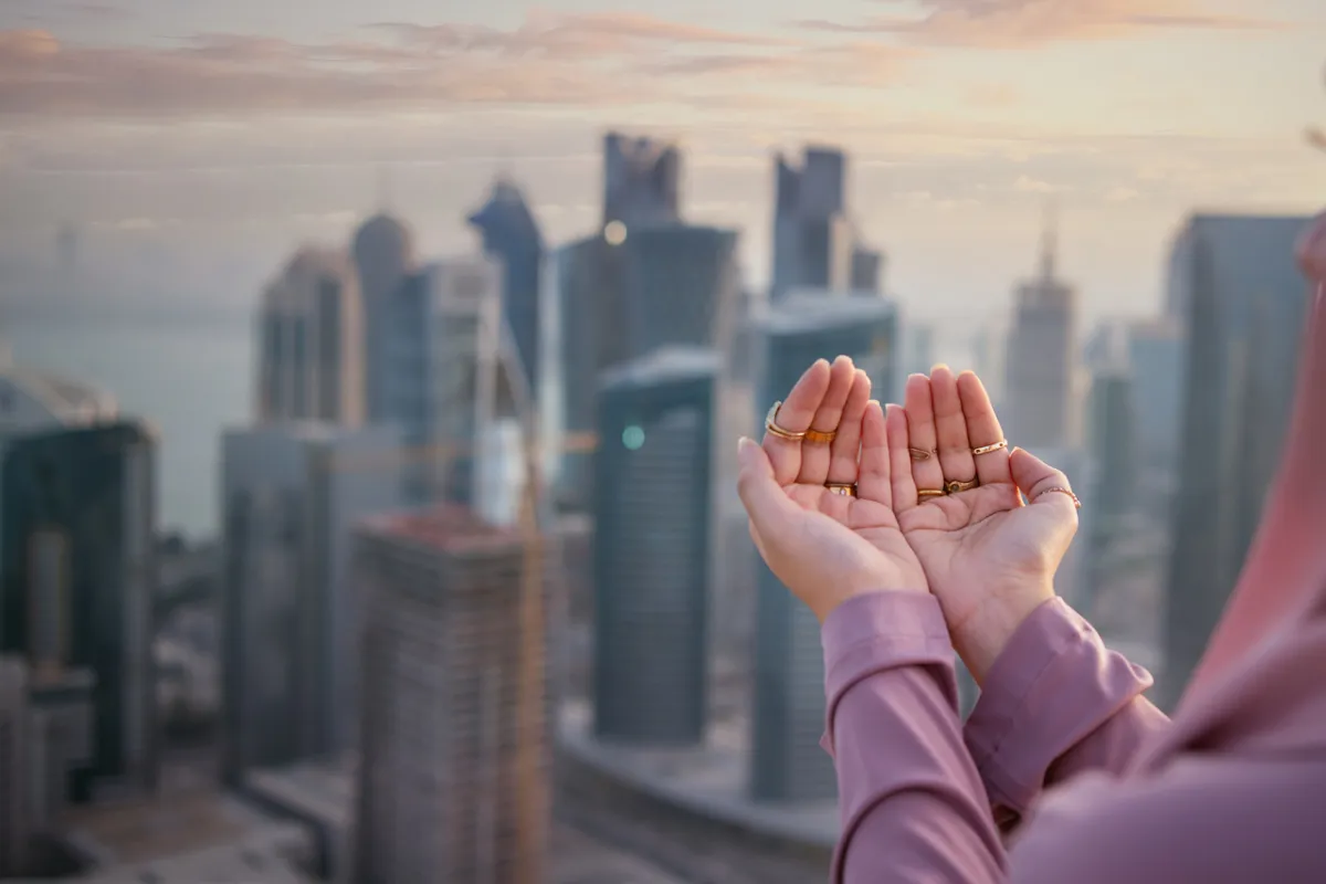 صورة للفتاة المباركة