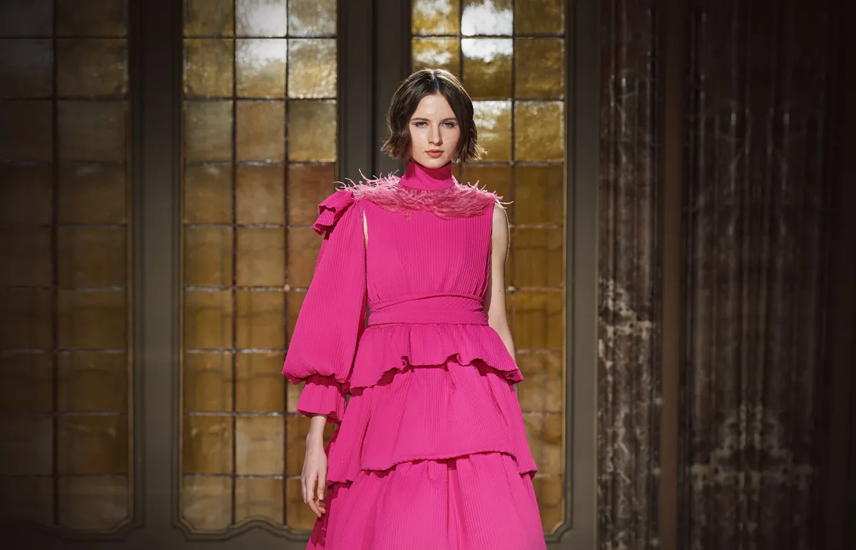 فستان بطبقات كشكش من Maya Seyferth