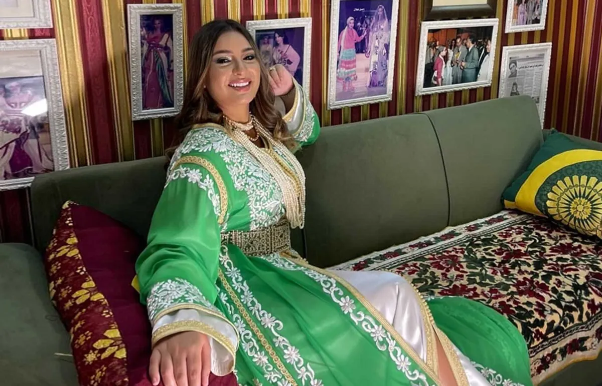 أزياء من تصميم المصممة إحسان غيلان