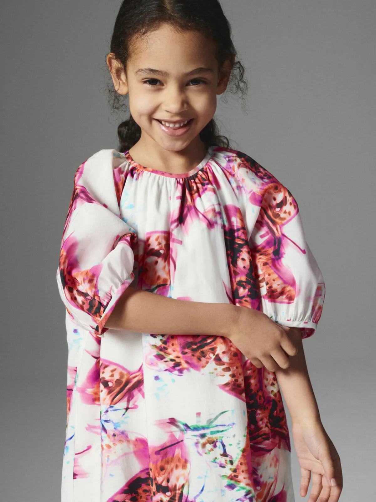 مجموعة موسمية محدودة الإصدار من كوس 